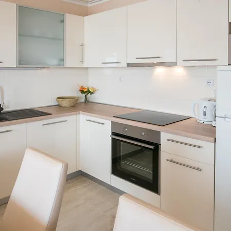 Ana Apartment