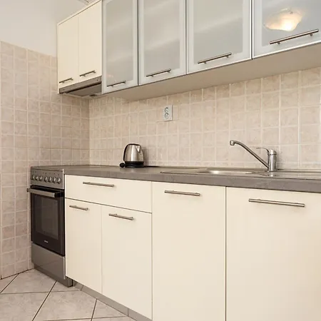 Ana Apartment