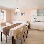 Ana Appartement *